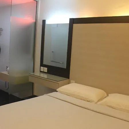 Time Hotel Seremban Room photo